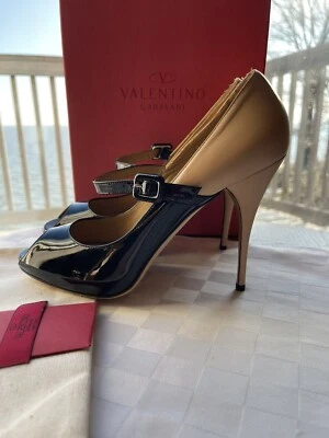 Valentino Garavani Platform Peep Toe Black Patent & Beige Leather 39 $695 BNIB - Image 1 of 4