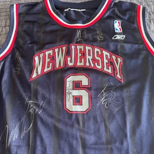 Camiseta Autografiada Kenyon Martin Jason Kidd + Equipo 2003-04 NBA New Jersey Nets - Imagen 1 de 11