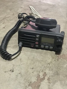 Radio VHF Standard Horizon Eclipse DSC+ GX1150 noire / fonctionne en état d'usage - Photo 1/12