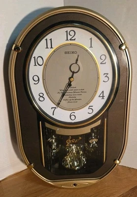 Seiko Melodies in Motion Musical Wall Clock Gold Battery Tested Works - Image 1 of 4