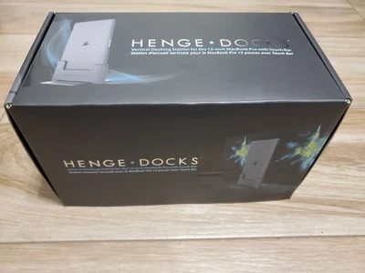 Henge Docks Vertical Docking Station For 15-inch MacBook Pro HD05VA15MBP - Image 1 of 2