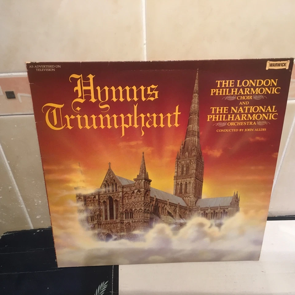 The London Philharmonic Choir - Hymns Triumphant - LP/Record - Warwick - WW 5140 - Image 1 of 1