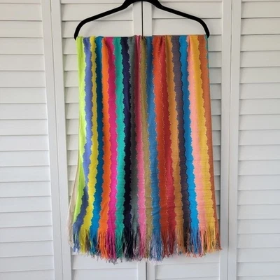 Mantón manta de gran tamaño con flecos estampado chevron a rayas retro arco iris años 70 61X47 Foto 1 de 4