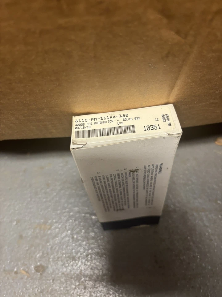 M·A·C 800 Series Versatile 4-Way Solenoid Piloted Spool Valve (811C-PM-111AA-152)