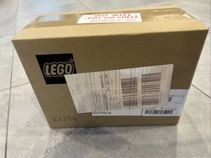 Lego 71017 Batman the Movie Sealed Box of 60 Figures Inside Sealed Outer Box. - Picture 1 of 10