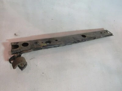 Ford Explorer Sport Driver 2016 2017 cuadro derecho soporte suspensión escape Foto 1 de 4