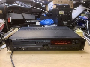 Tascam CD-RW700 Professional CD Rewritable Recorder - Picture 1 of 24