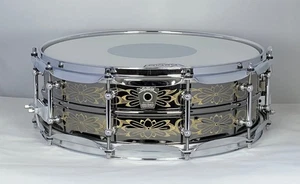Ludwig 14x5 Etched Black Beauty w/ Ludwig Hardcase pre-owned - Picture 1 of 23