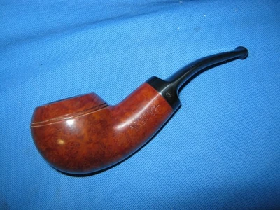 A Garfinkel Wash DC 9438 France (GBD Made) Chubby Rhodesian Pipe Estate Briar - Image 1 of 4