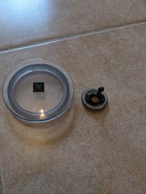  Batidor y tapa de espuma NESPRESSO Original Nespresso Aeroccino 3 Foto 1 de 2