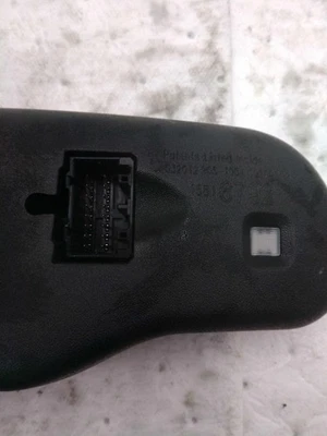 Espejo retrovisor interior delantero central usado se adapta a: Chevrolet Suburban 1500 n 2012 Foto 1 de 4