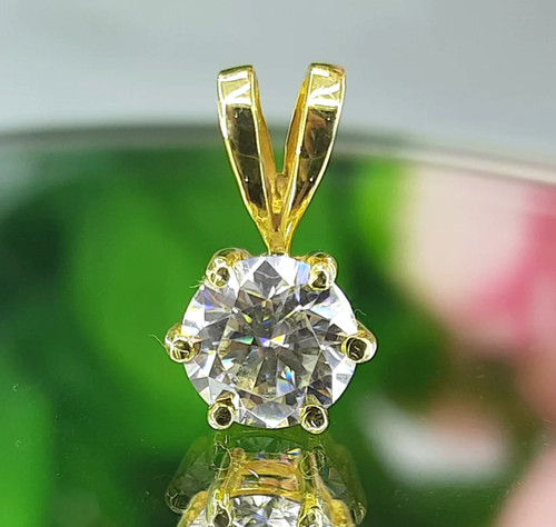 OFF WHITE Ciondolo Solitario Diamante Bianco 2 Ct Certificato Elegante Trattato In Argento 925