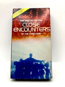Close Encounters of the Third Kind Special Edition VHS w/ Sleeve - Picture 1 of 4
