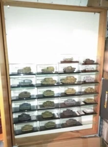 Gablotka, ekspozytor dla modeli    Display case for models   1/72 , 1/43 , 1/60 - Zdjęcie 1 z 2