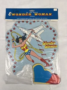 1977 Wonder Woman Centerpiece DC Comics AMSCAN New Sealed 13” Tall #1348-90 - Picture 1 of 14