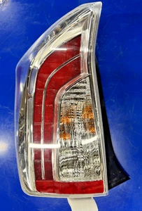 10 11 12 TOYOTA PRIUS - TAIL LIGHT / TYC 11-6466-00-1N / LEFT SIDE - Picture 1 of 4