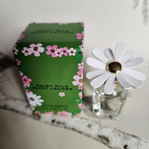 Marc Jacobs Daisy Wild Eau De Parfum Edp 4ml NEW BOXED - Picture 1 of 3
