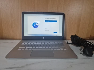 HP 13-d061na Laptop 8GB RAM 13" QHD Core i5 6200u 256GB SSD Windows 11 Webcam - Image 1 of 4