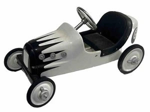 1997 Hallmark Kiddie Car Classics “1960 Eight Ball Racer” Die Cast Pedal Car (Q) - Picture 1 of 6