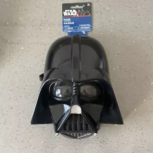 Amscan Inc 2023 Disney Lucasfilm LTD Darth Vader Star Wars Mask 844731 New NWT - Picture 1 of 3