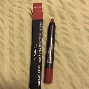 Matita labbra MAC Velvetease nuova con scatola, 100% autentica, "AIM TO PLEASE", rara, HTF - Foto 1 di 3