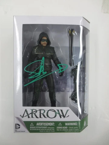 STEPHEN AMELL SIGNED DC COLLECTIBLES ARROW FIGURE AUTHENTIC AUTOGRAPH PROOF COA Cover