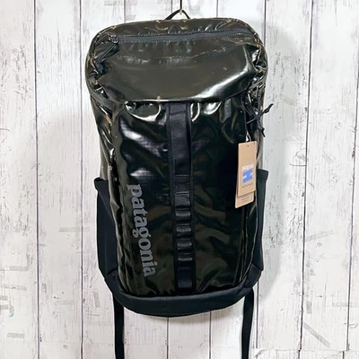 Patagonia Black Hole Pack 25L Backpack Black TPU Coated Water Resistant Outdoor - Image 1 of 4