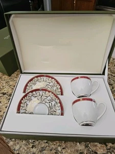 Christofle Porcelana AIDA/RED ROUGE 7621 Demitasse Taza Platillo 2 Juegos CAJA Nuevo - Imagen 1 de 8