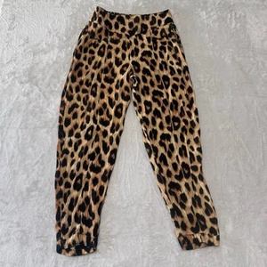 Motel Women's Pull On Lightweight Leopard Cheetah Animal Print Pants XS Straight - Imagen 1 de 7