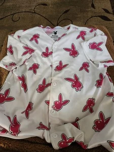 Playboy Baseball Trikot Shirt Damen Small weiß rosa Allover Bunny Print * - Bild 1 von 5