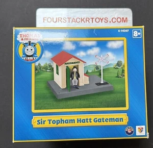 Thomas the Tank & Friends Sir Topham Hatt Gateman 6-14267 Lionel O-Gauge - Picture 1 of 7