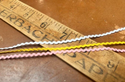mini 1/8" ricrac trim ric rac 3yds made in France pink white yellow - Image 1 of 3