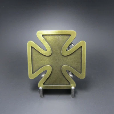 Hebilla de cinturón enchapada en bronce occidental Iron Cross Foto 1 de 2