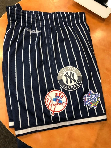 NEWYORK YANKEES   MENS  Mitchell & Ness MLB   SHORTS NAVY /GREY Cover