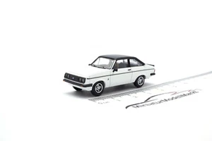 Ford Escort MK II RS 2000 - weiss - schwarz - 1:87 - PCX87 (870722) - Bild 1 von 2