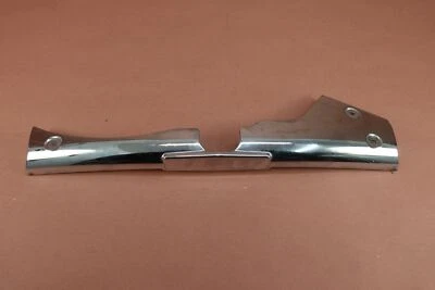 Protector de cubierta superior del radiador Triumph Rocket III 2013 07-17 TOURING 2108418 Foto 1 de 4