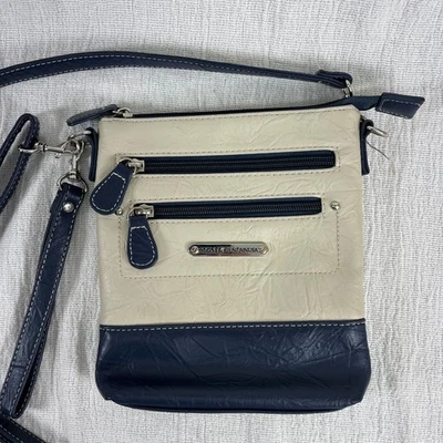 Stone Mountain Women's Beige Navy Washed Leather 3-Bagger 3 Bags In 1 Crossbody - Image 1 of 4
