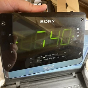 Sony Dream Machine Alarm Clock Radio ICF-C414 AM FM Dual Auto Time Set Tested FS - Picture 1 of 9