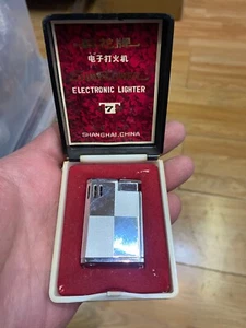 vintage lighter sunflower electronic T 473 rare with box - Picture 1 of 4