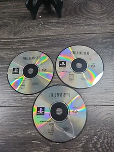 Final Fantasy VII 7 (PlayStation 1, 1997) 3 dischi, solo dischi Sony PS1 testato  - Foto 1 di 5