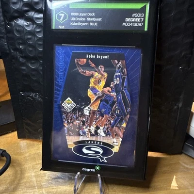 1998-99 Upper Deck UD Choice - Starquest Kobe Bryant #SQ13 Blue - Image 1 of 2
