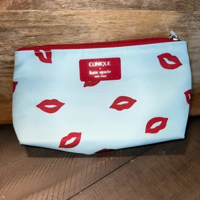 Bolsa de maquillaje Clinique x Kate Spade bolsa de cosméticos labios rojos azul claro Foto 1 de 4