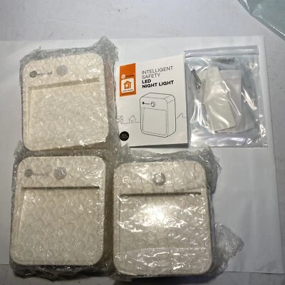 3 Packs Tronics Wireless Motion Sensing LED Night Light ( No Box) - Image 1 of 2