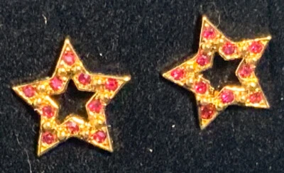 红宝石红色闪亮星星耳环-手术钢柱-复古-全新雅芳 — 第 1/4 张图片