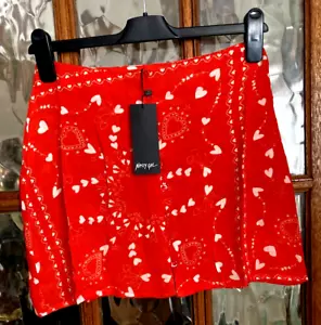 BNWT Ladies NASTY GAL Salsa RED BUTTON Up BANDANA LOVE HEART Print MINI Skirt 8 - Picture 1 of 4