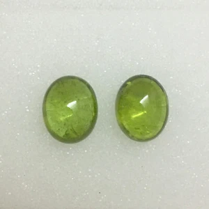 Good quality green peridot oval cabochon gemstone pair amazing color 11.55 carat - Picture 1 of 4