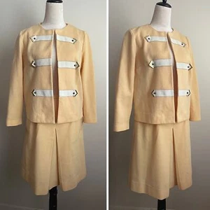 Vintage 1960s Mod Yellow Wool Knit Arrow Detail Blazer Skirt Set Medium  - Picture 1 of 6