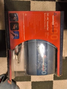 Samlex Power 800 Watt Inverter - Picture 1 of 1