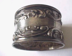 Repousse Floral Scroll Napkin Ring Gorham Sterling Silver No Mono - Picture 1 of 3