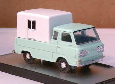 Camión Ford Econoline HS16 1965 20-114... con vitrina... máquinas M2... 1:64 Foto 1 de 4